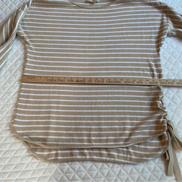 Michael Kors Women’s Sweater Size Large White Brown Stripes  Side Tide - Picture 15 of 15